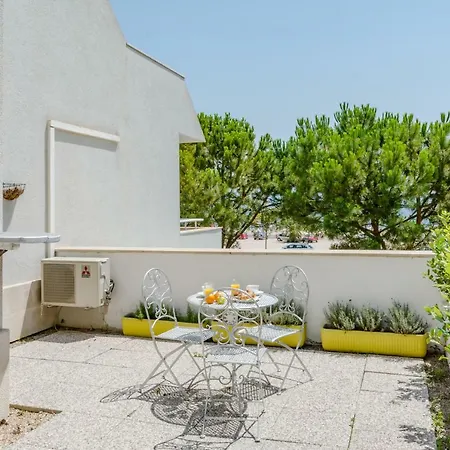 Beach Tim Appartement *